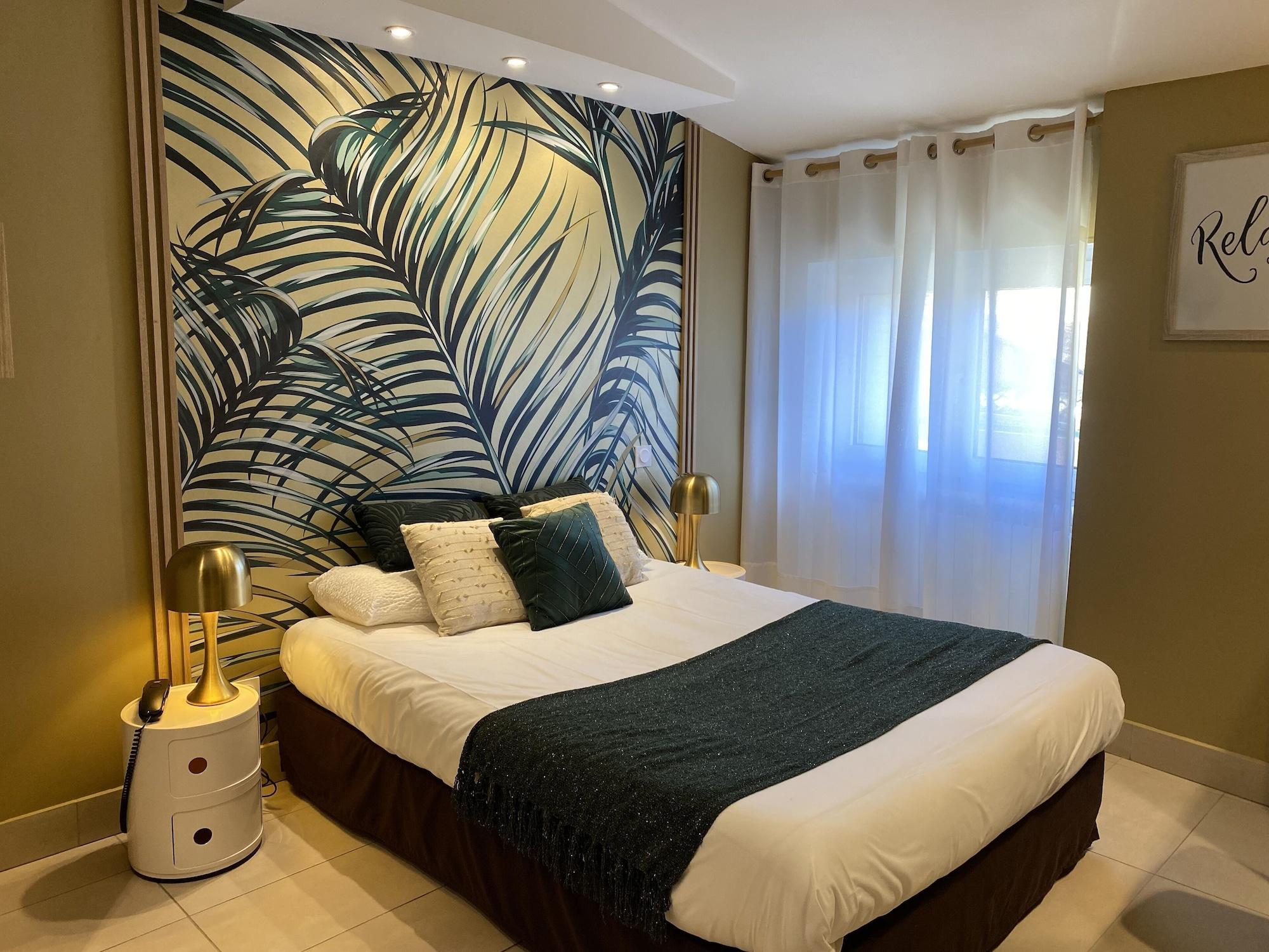Logis Le Glacier Hotel